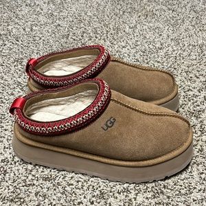 Ugg Tazz Chestnut size 7
